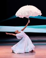 REVELATIONS
Choreography: Alvin Ailey
Alvin Ailey American Dance